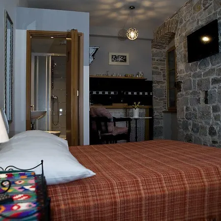 Guest house Captain's 4*