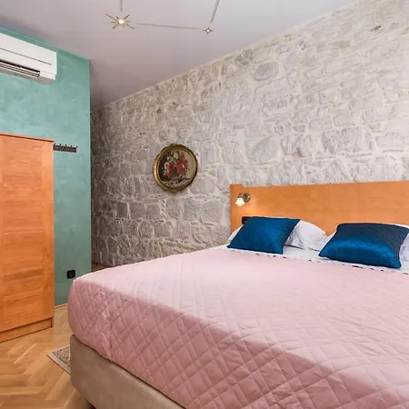 Guest house Captain's 4*